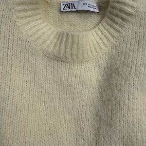 Zara Men's Soft Cream Crewneck Sweater